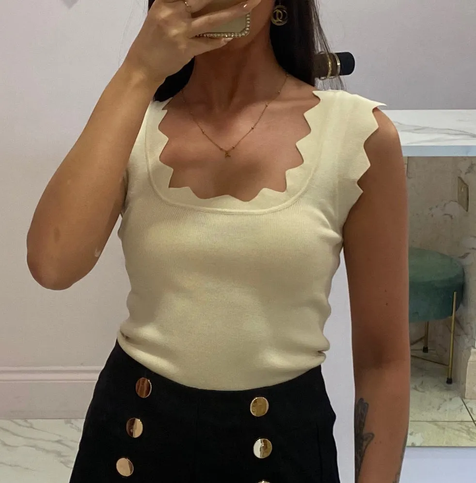 Brontë Nude Scallop Edge Fine Knit Top