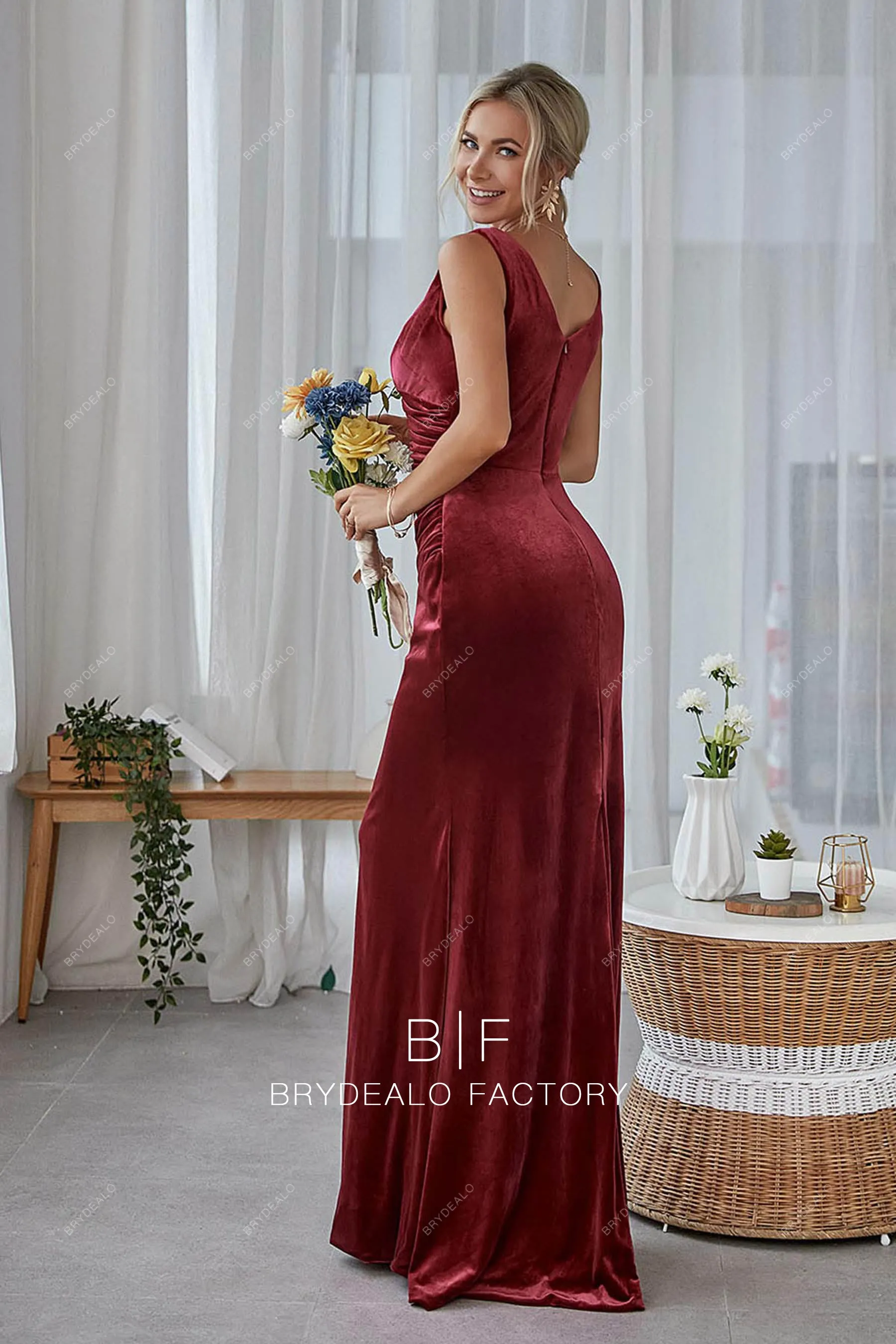 Burgundy Velvet Ruched V-neck Slim Sleeveless Bridesmaid Formal Gown