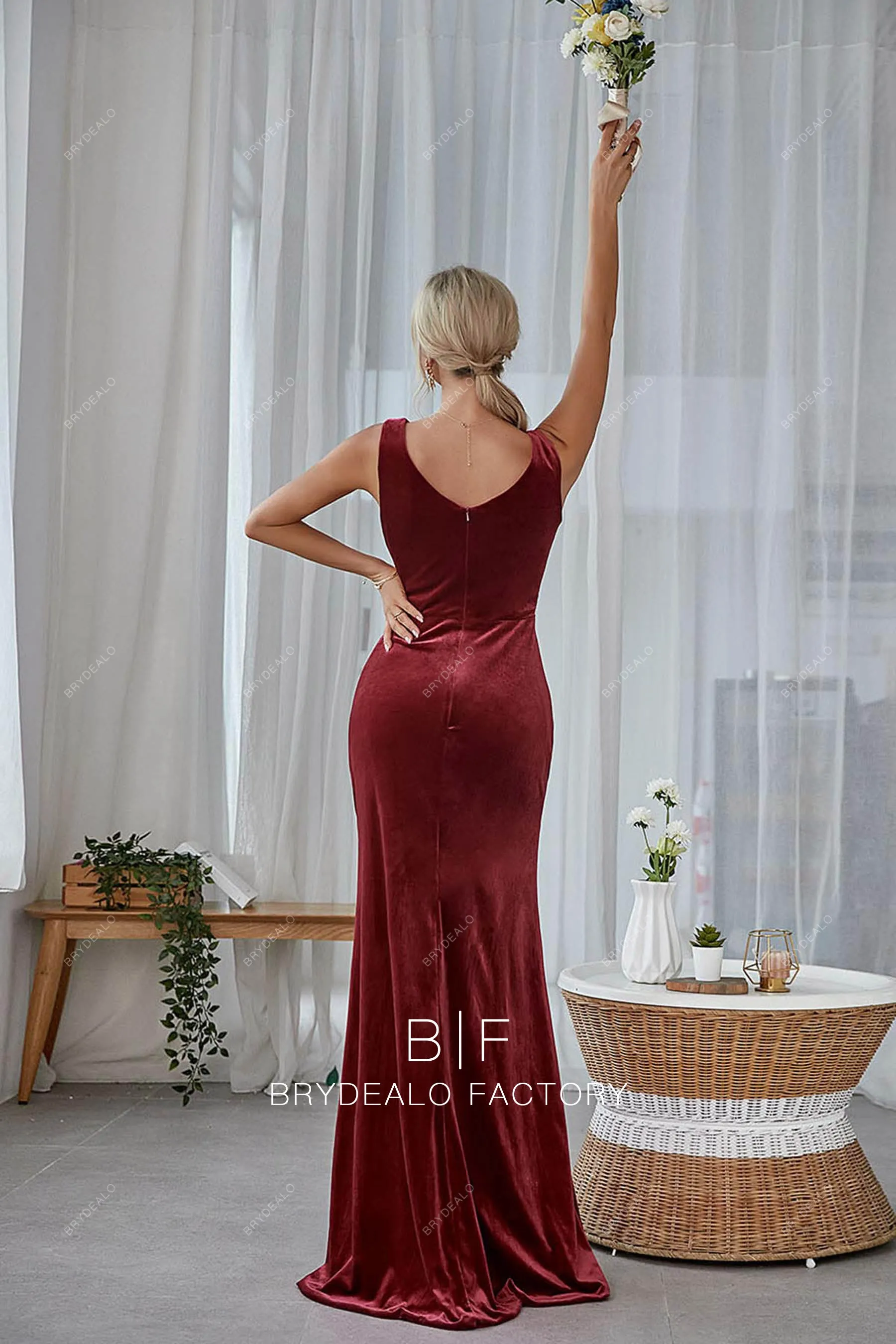 Burgundy Velvet Ruched V-neck Slim Sleeveless Bridesmaid Formal Gown