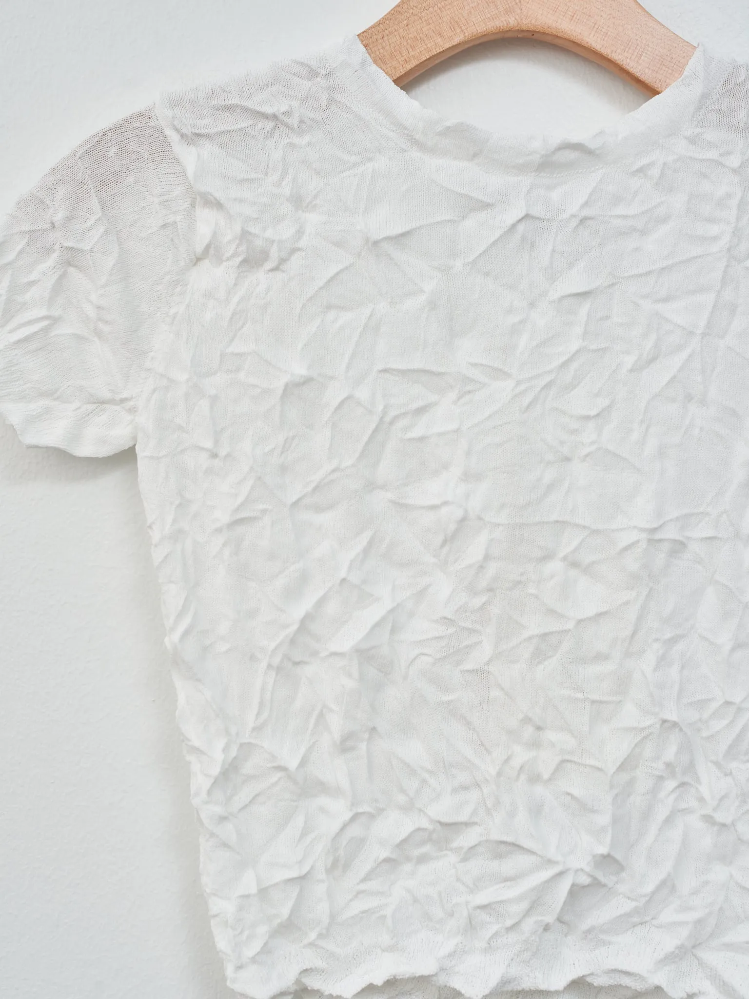 Crinkled Petite Knit Tee - White