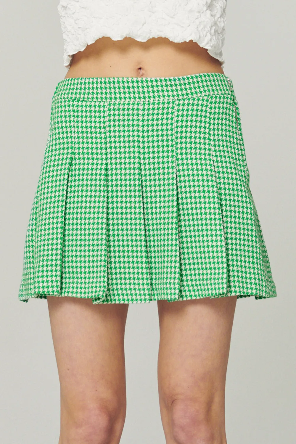 Haley Houndstooth Pleated Skort