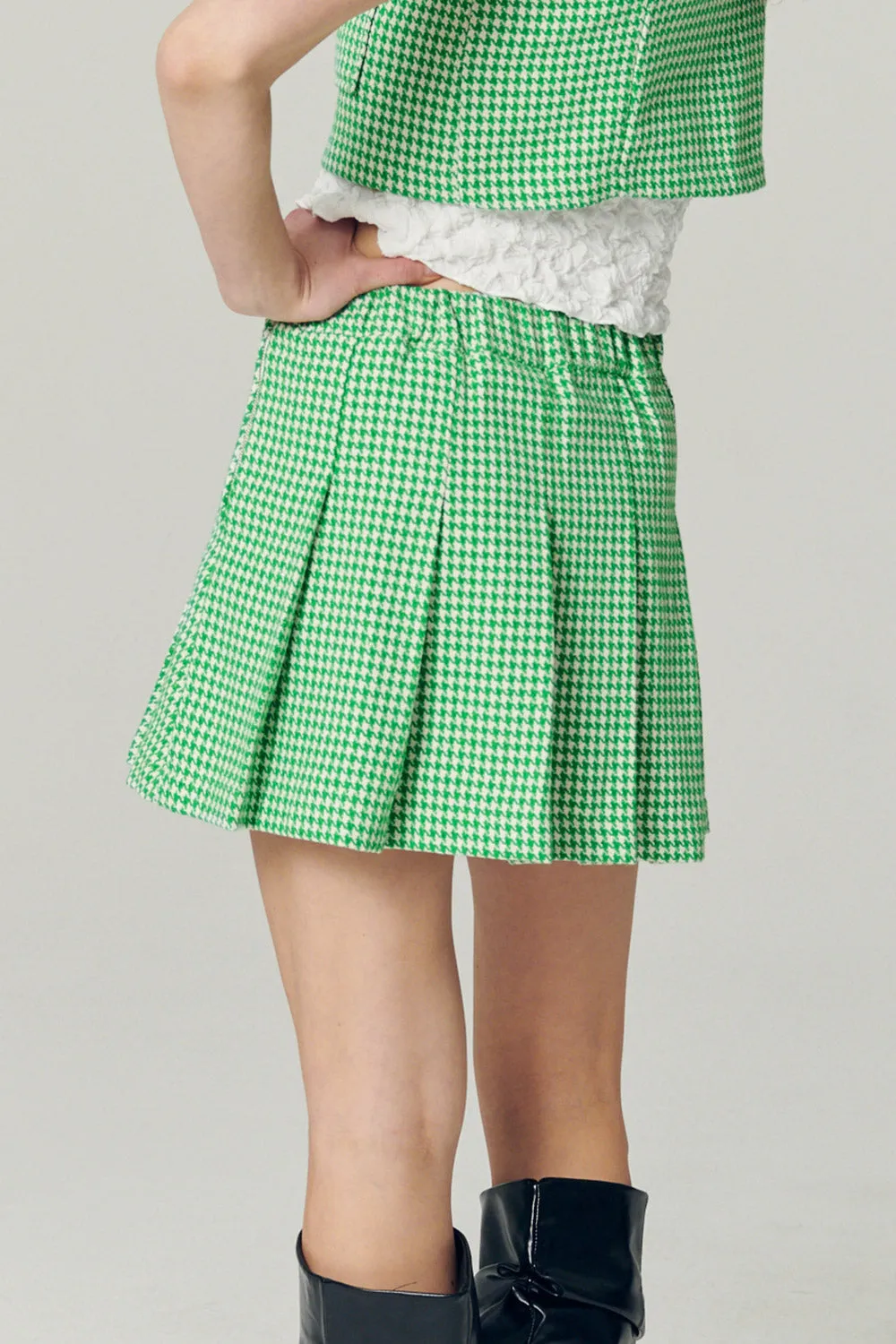 Haley Houndstooth Pleated Skort