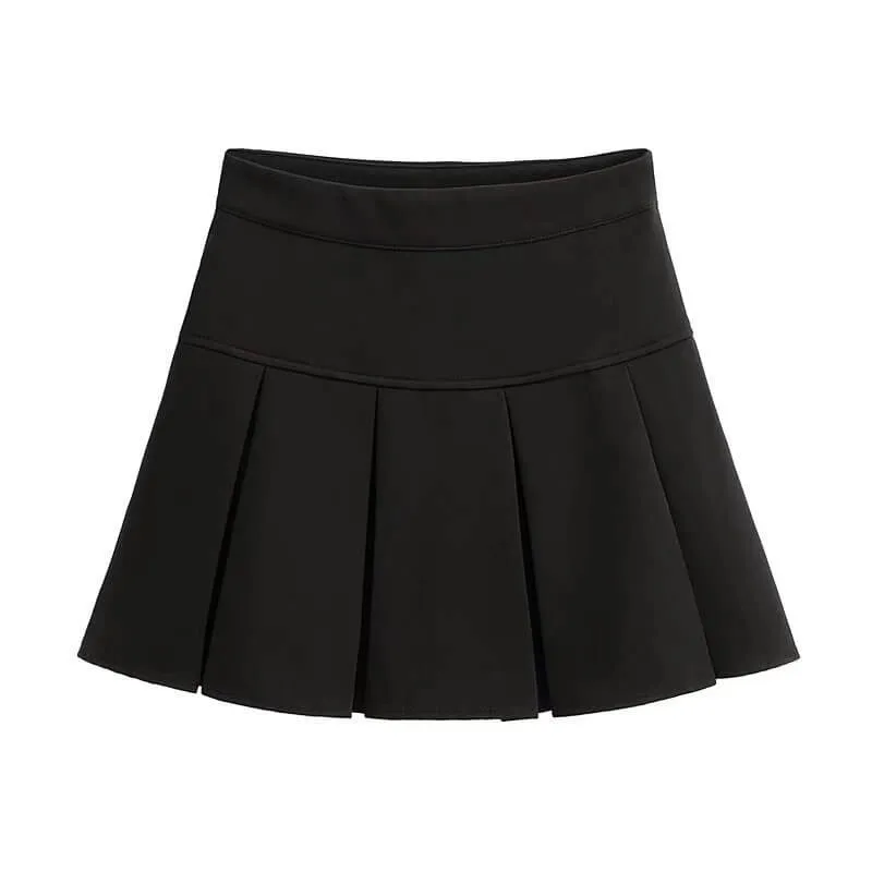 High waisted pleated skirt