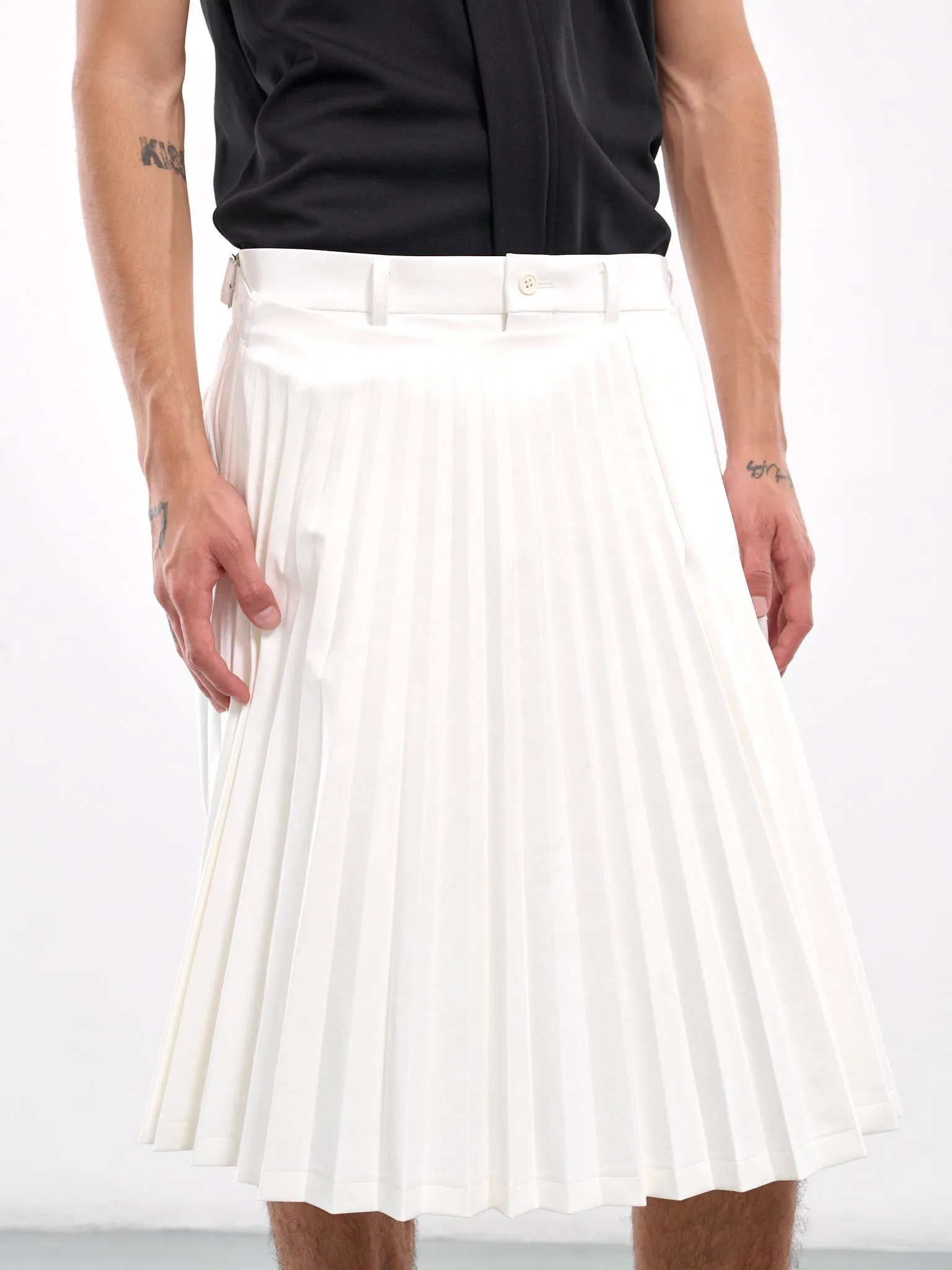 Hybrid Skirt Shorts (PN-P049-051-WHITE)