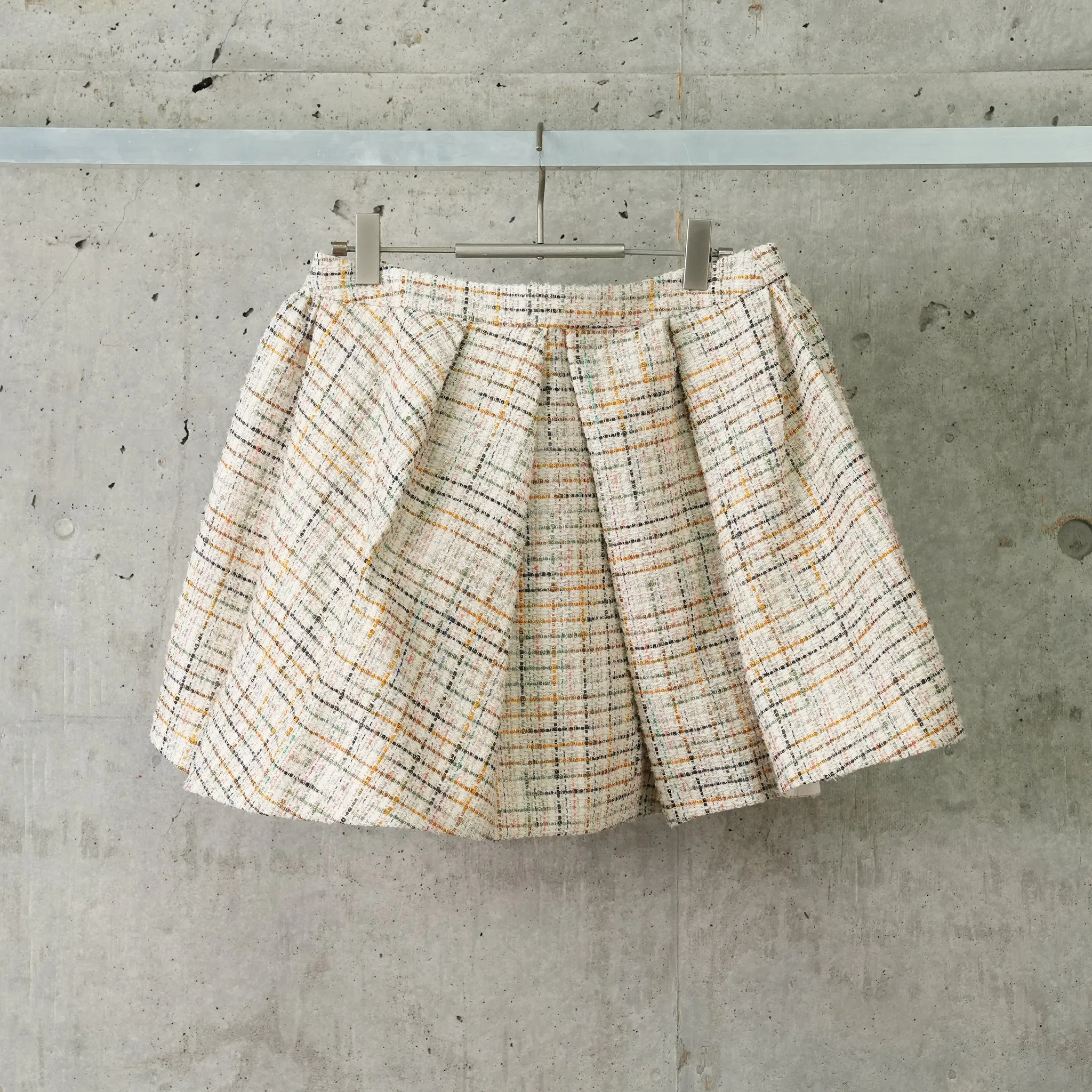 IRREGULAR PLEATED SKIRT / COLORFUL