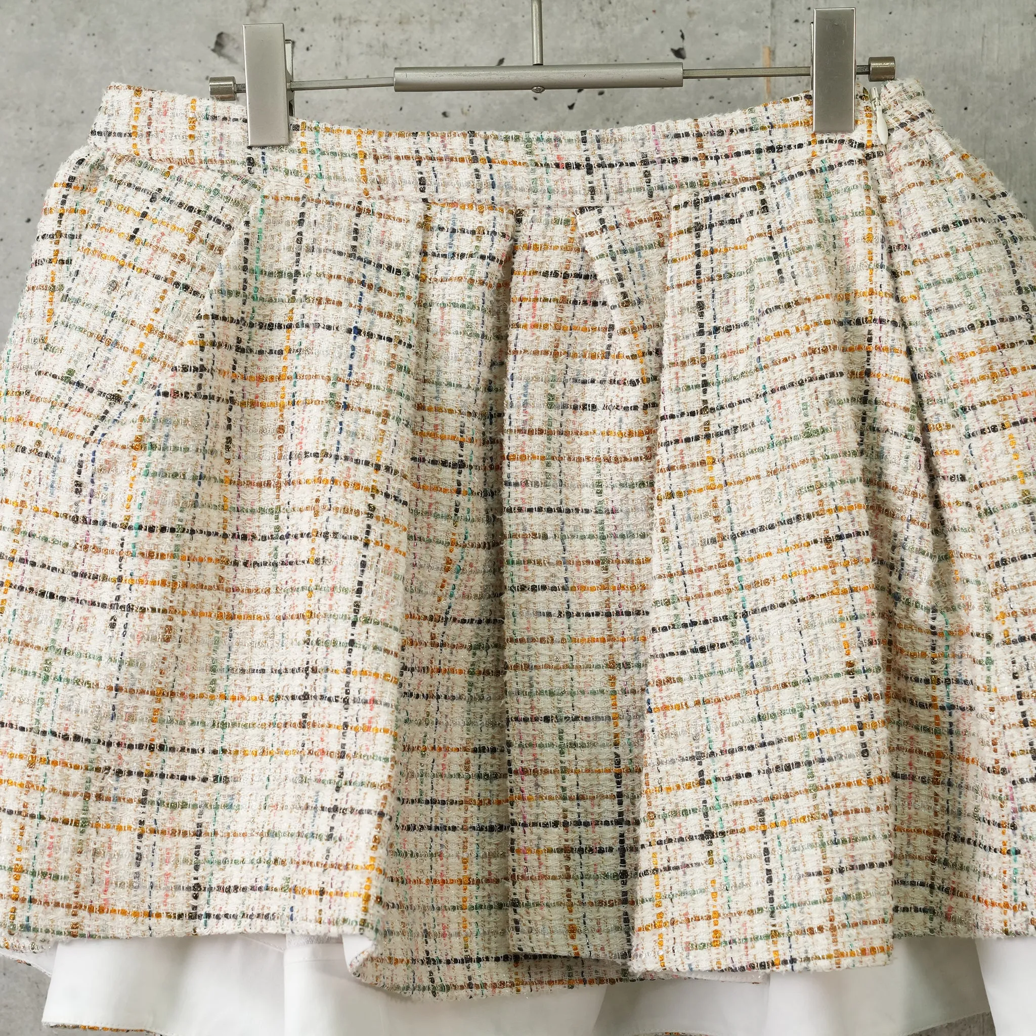 IRREGULAR PLEATED SKIRT / COLORFUL