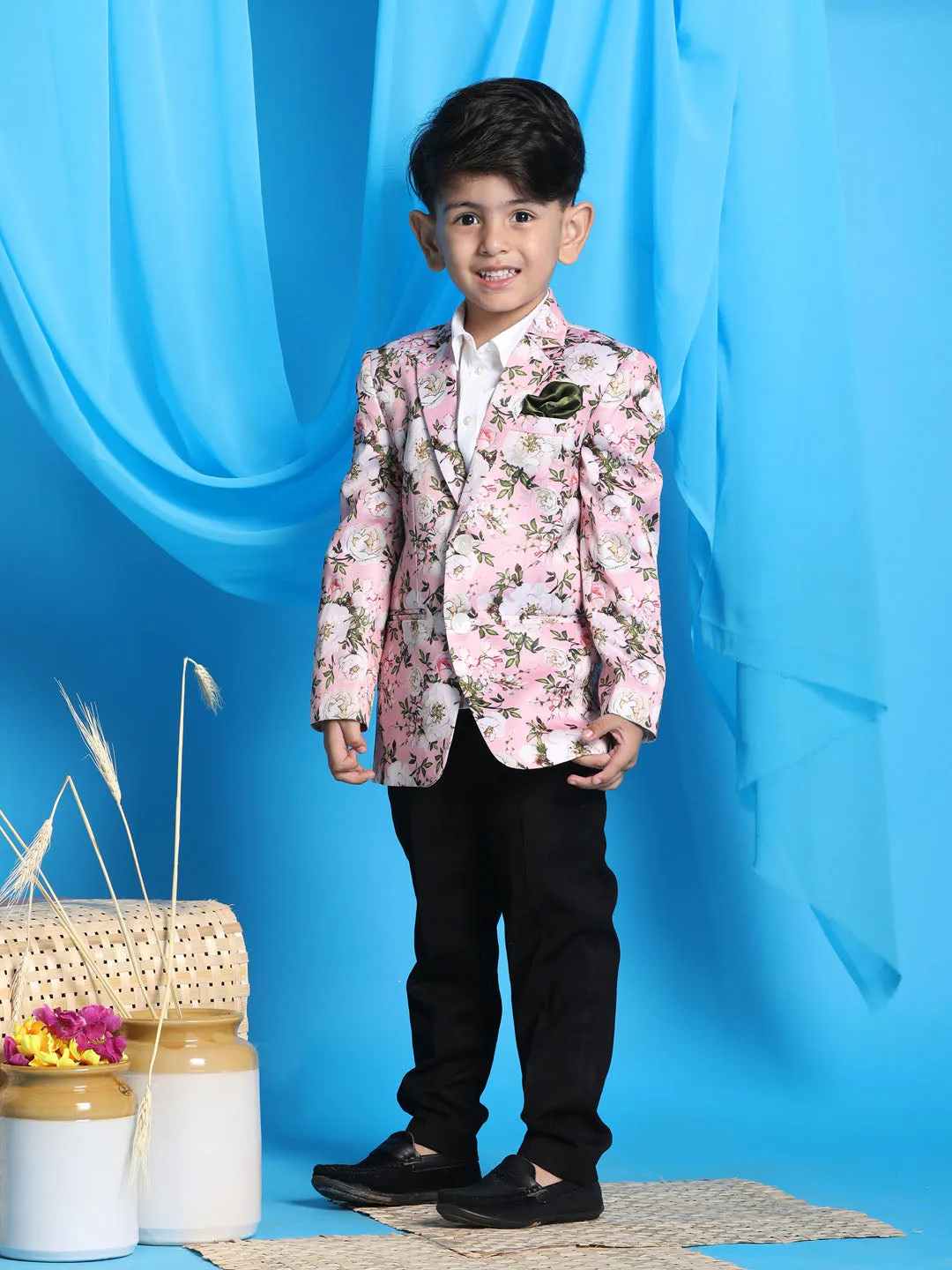 Jashvi Boy's Pink Floral Printed Blazer