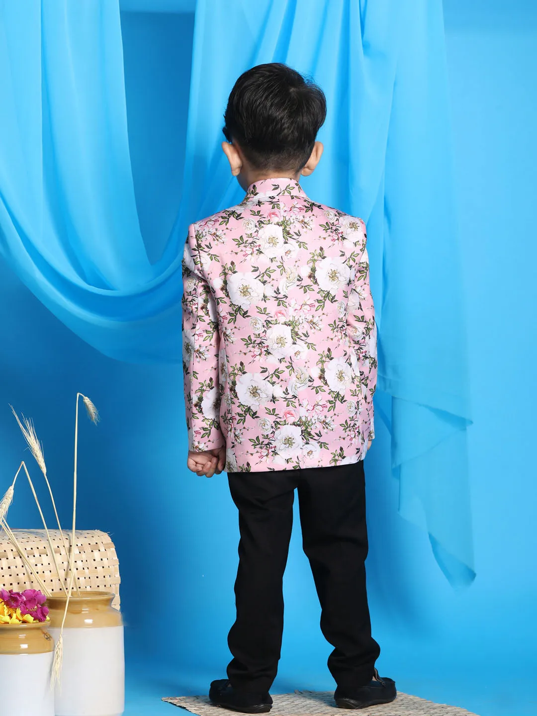 Jashvi Boy's Pink Floral Printed Blazer