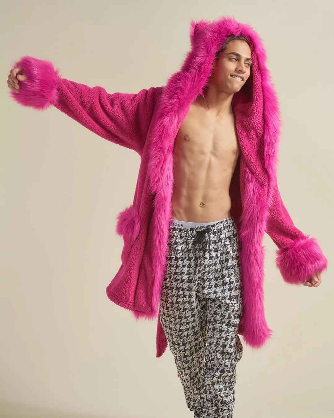 Lipstick Wolf Classic Short Faux Fur Robe | Men's