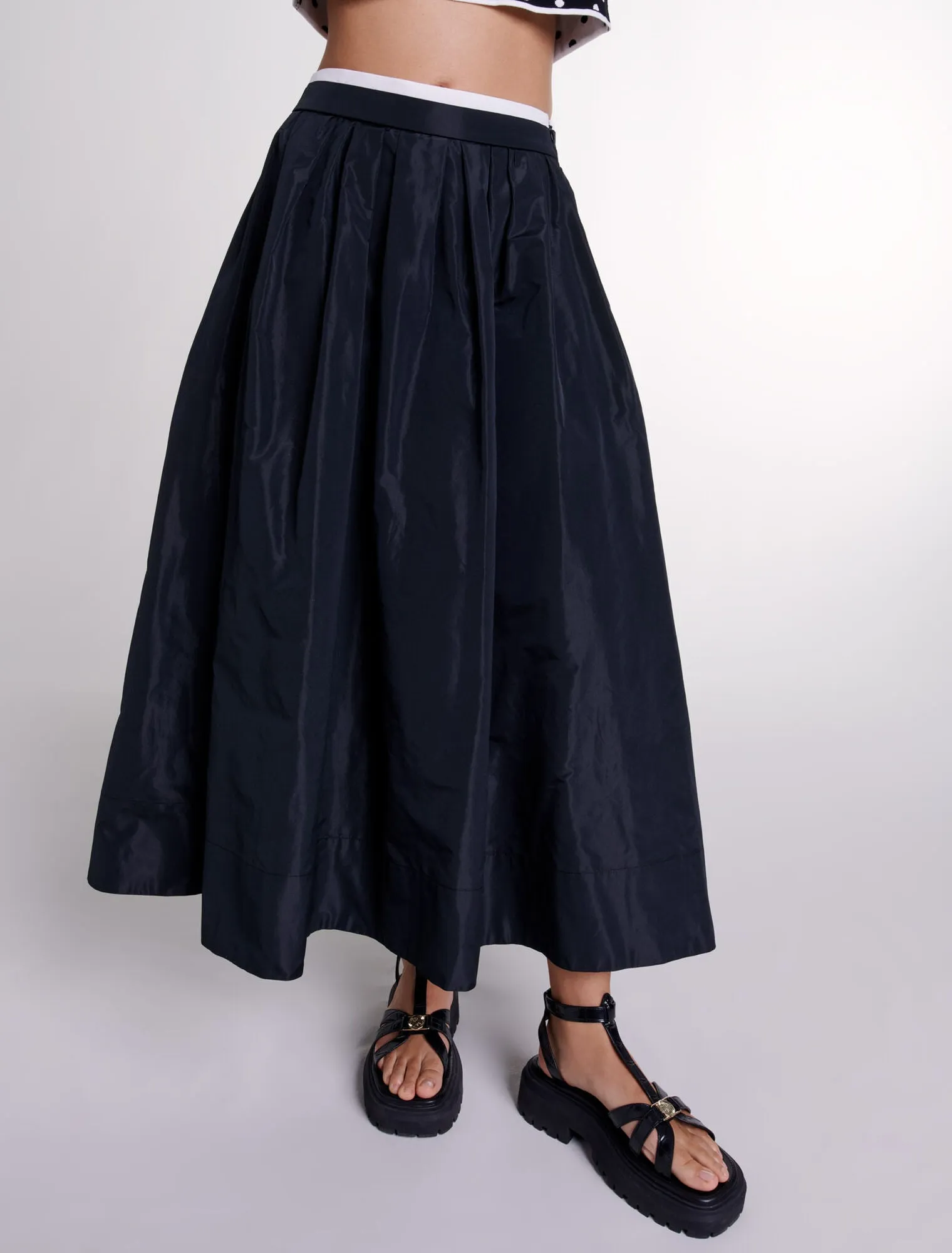 Long skirt with contrast waistband