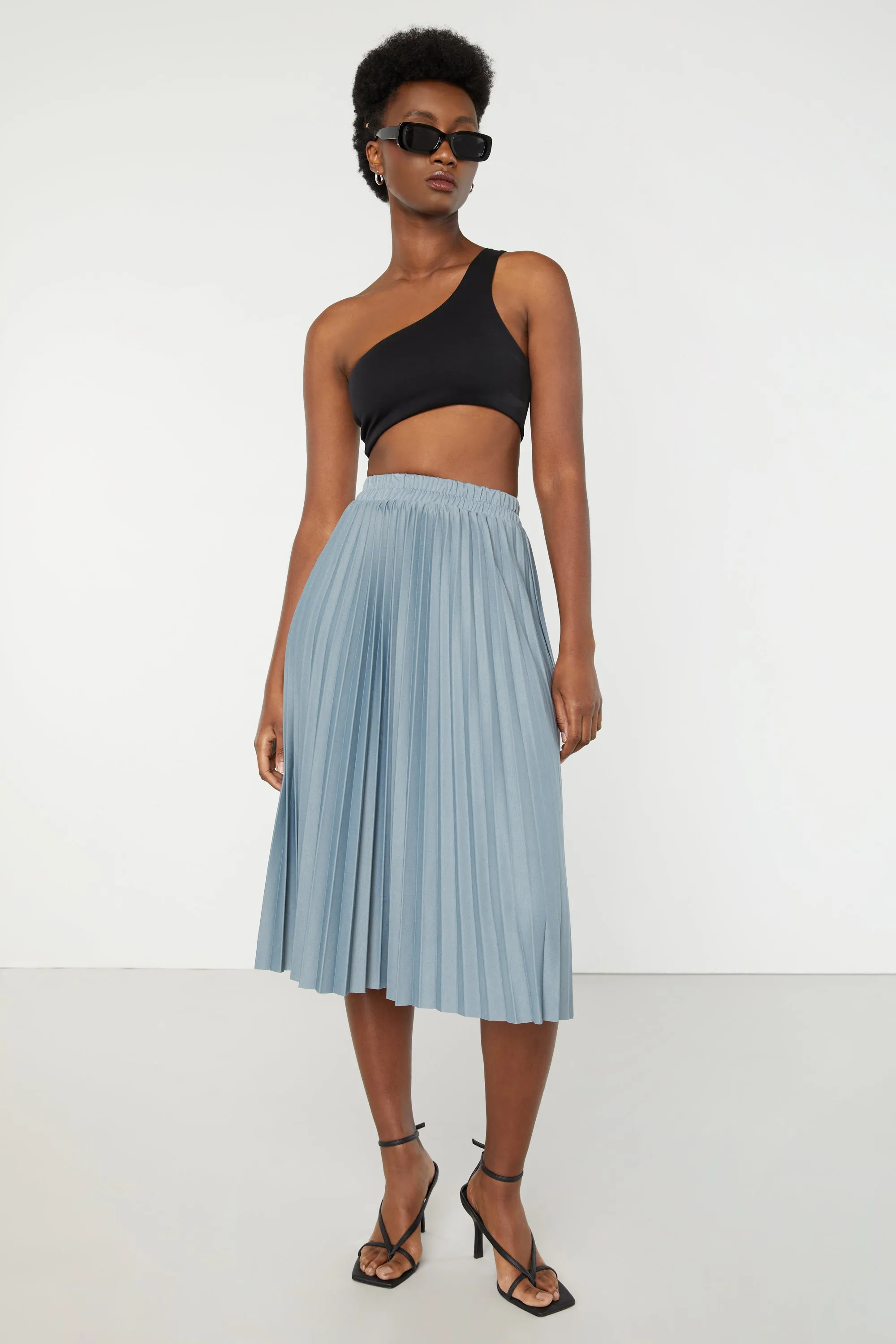 MIDI PLEATED SKIRT