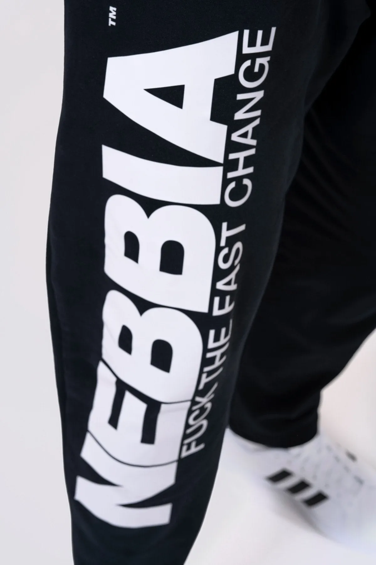 Nebbia Beast Mode On Iconic Sweatpants 186 - Black