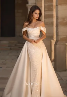 Off-Shoulder Sheath Bridal Gowns Sleeveless Beads Pleated Satin Wedding Dress with Overskirt