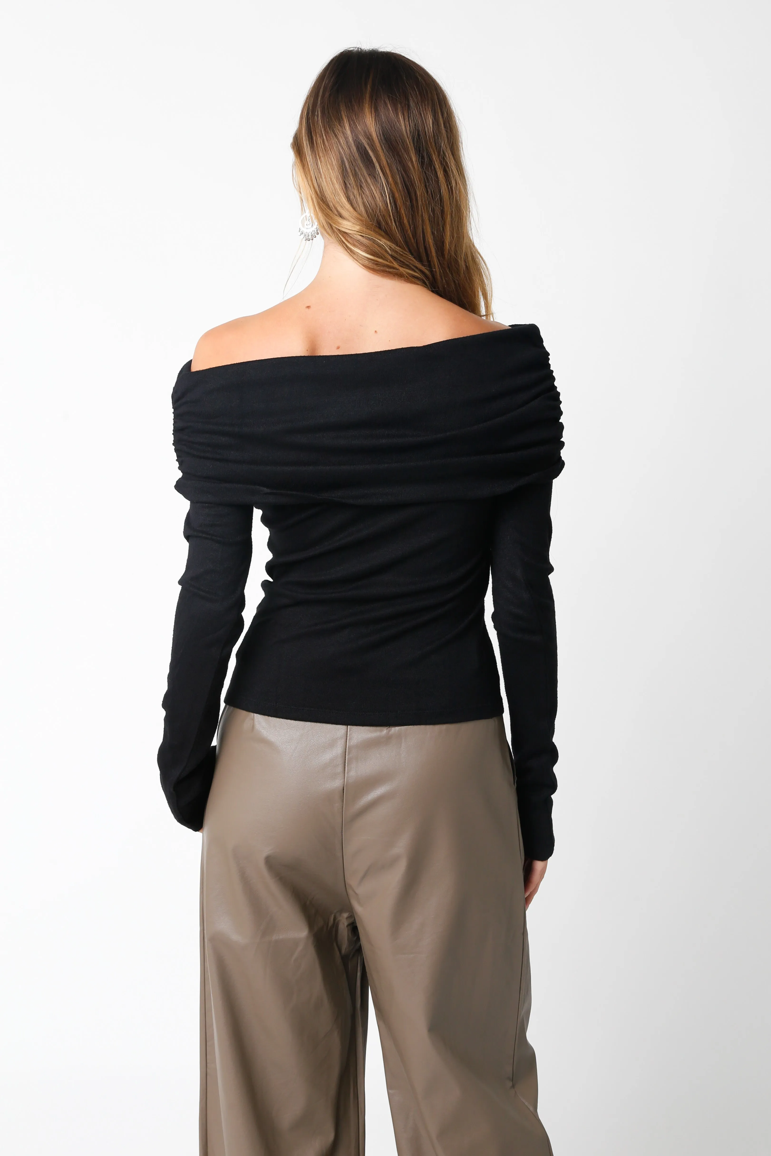 Olivaceous Off Shoulder Top BLACK