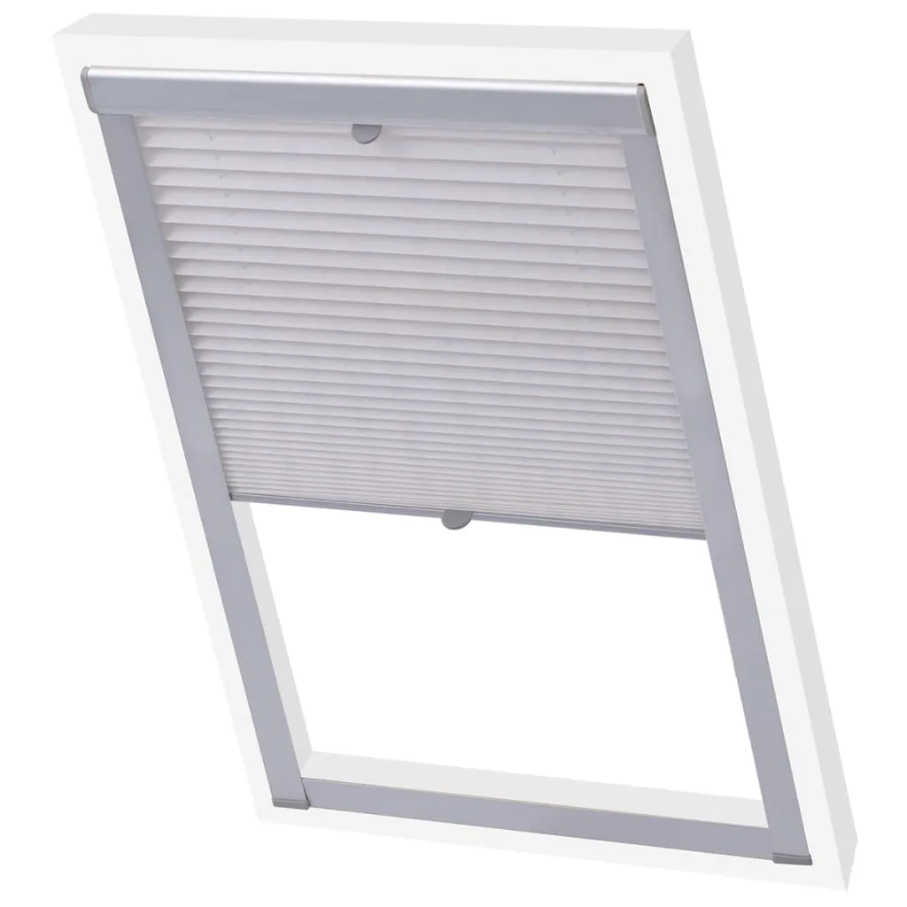 Pleated Blind White CK02