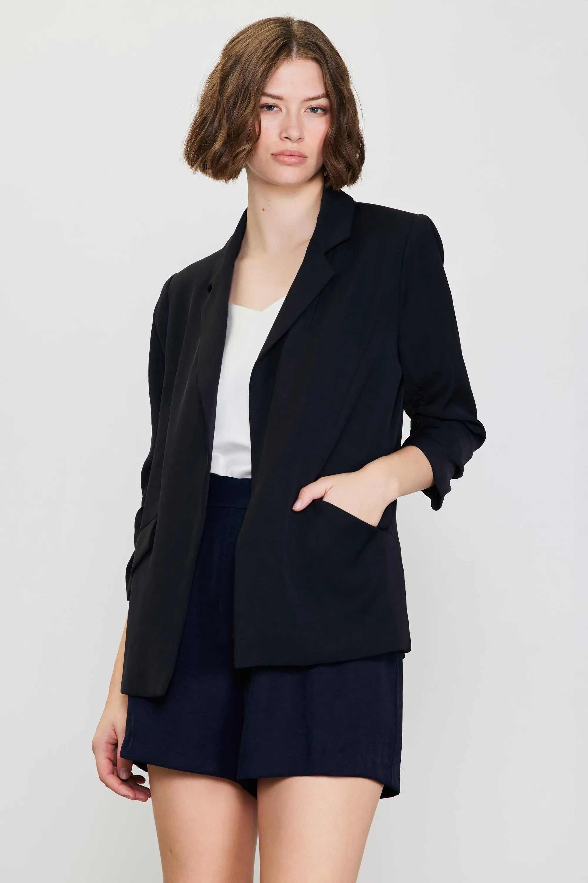 RACHEL SHIRRED SLEEVE BLAZER