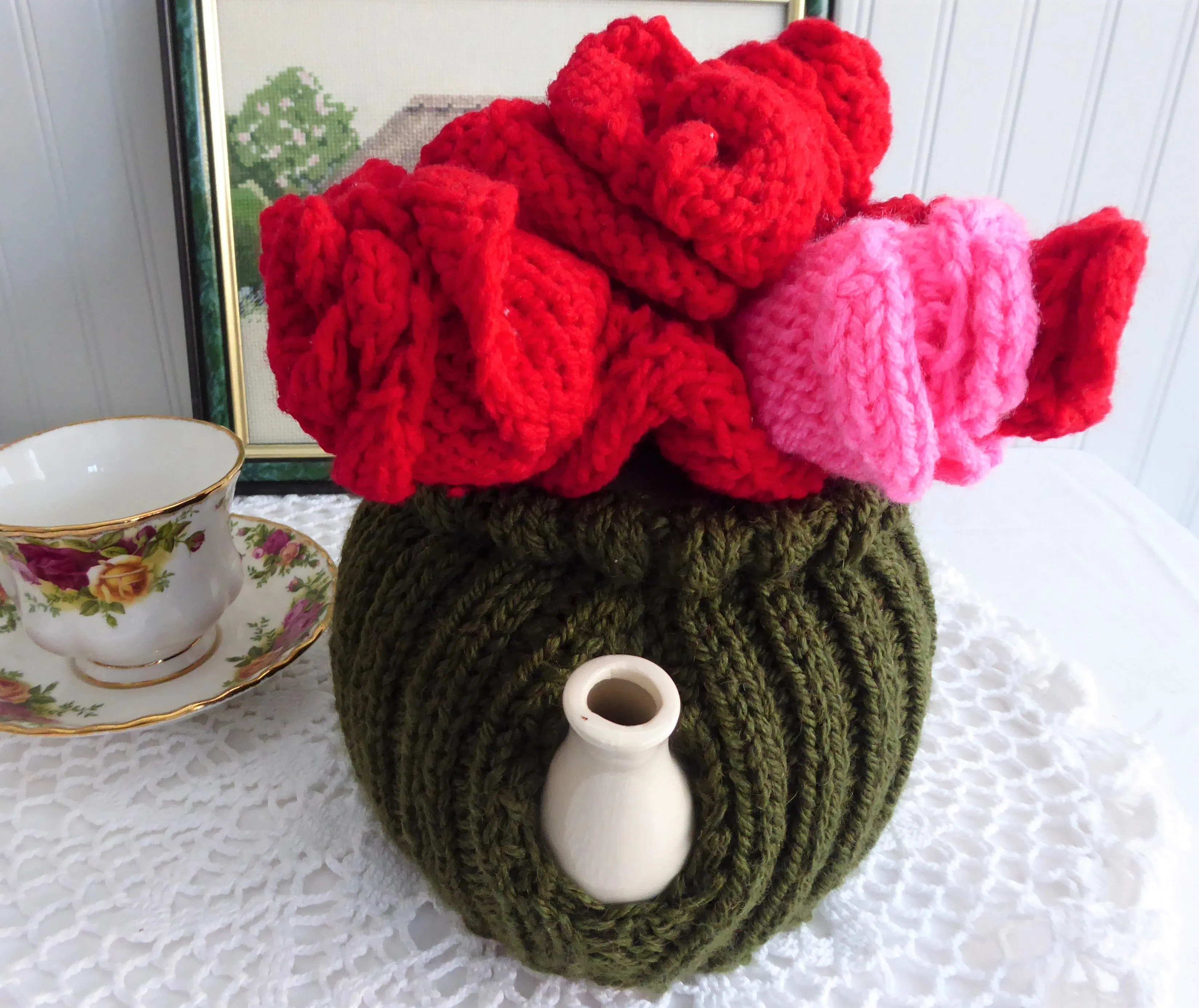 Red Roses Bouquet Knit Tea Cozy Hand Knitted Cosy Medium Stretchy US Artisan