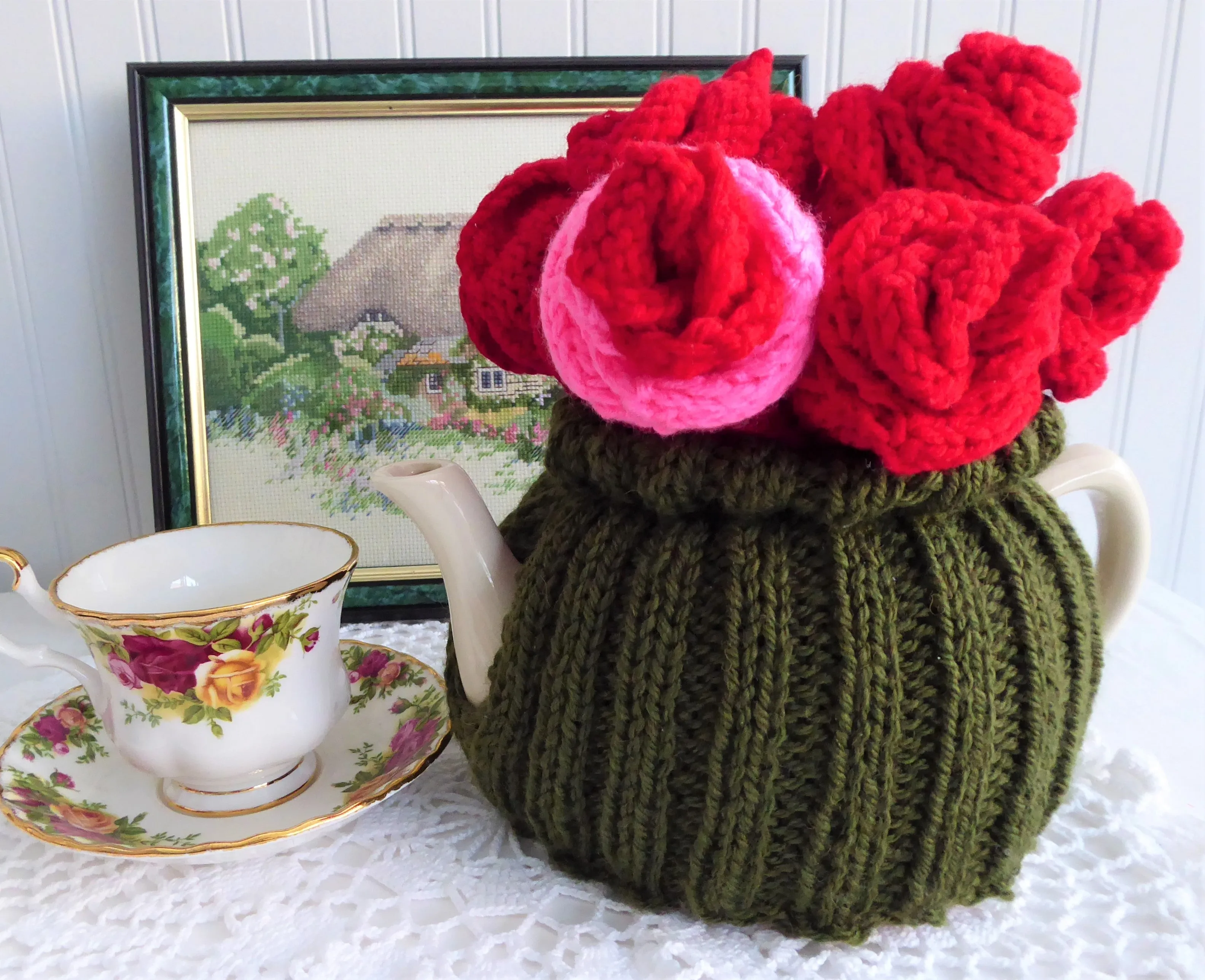 Red Roses Bouquet Knit Tea Cozy Hand Knitted Cosy Medium Stretchy US Artisan