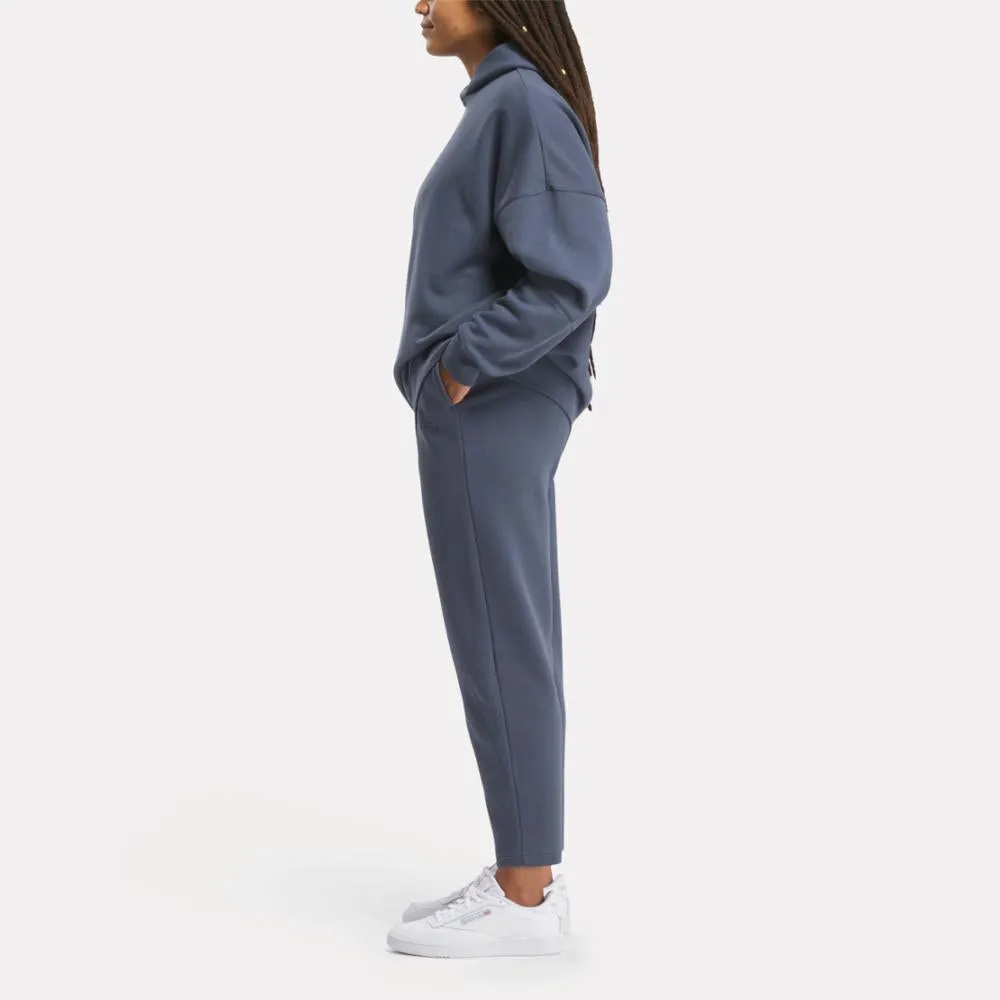 Reebok Apparel Women Lux Fleece Sweatpants EACOBL