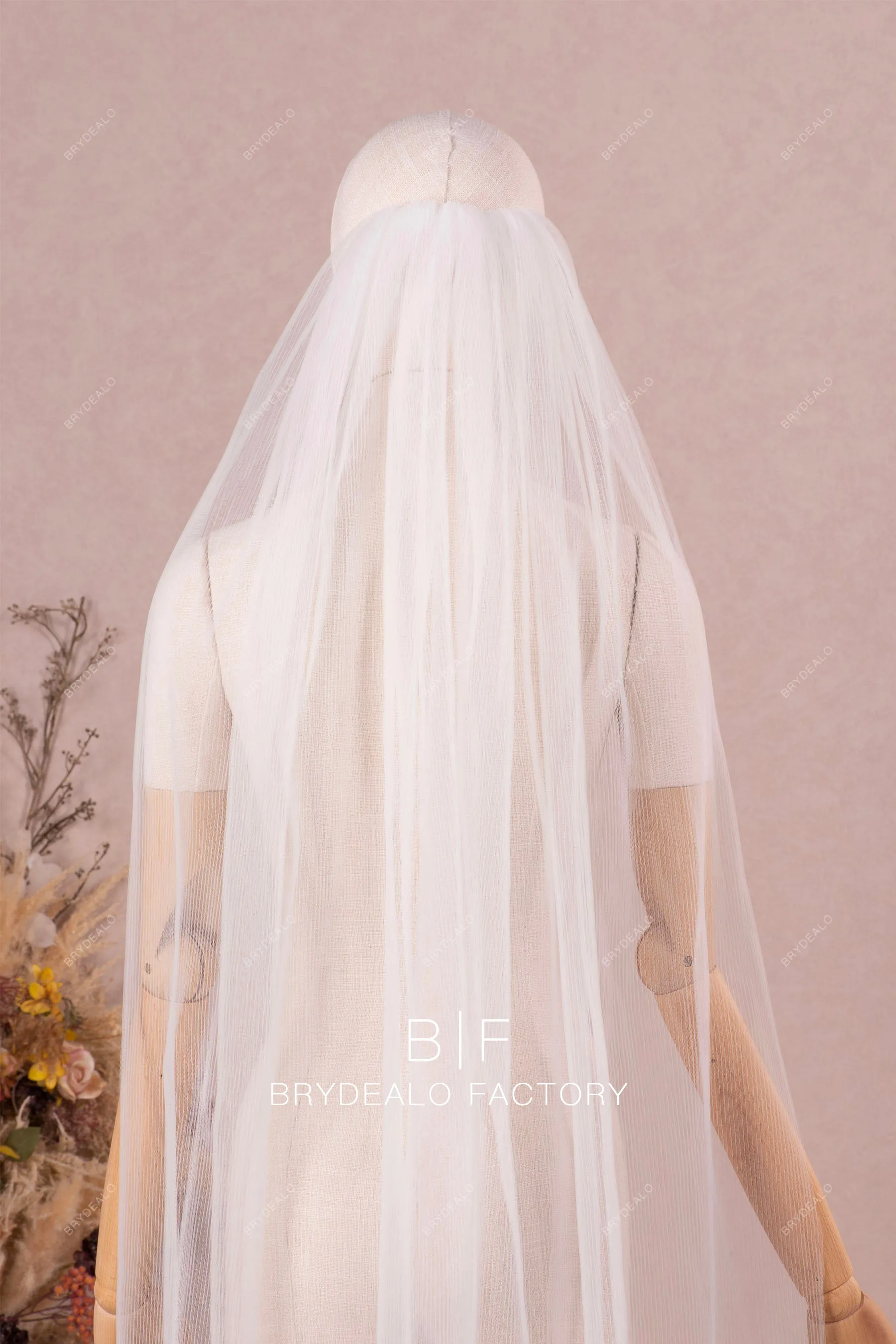 Single Tier Modern Pleated Tulle Waltz Length Bridal Veil