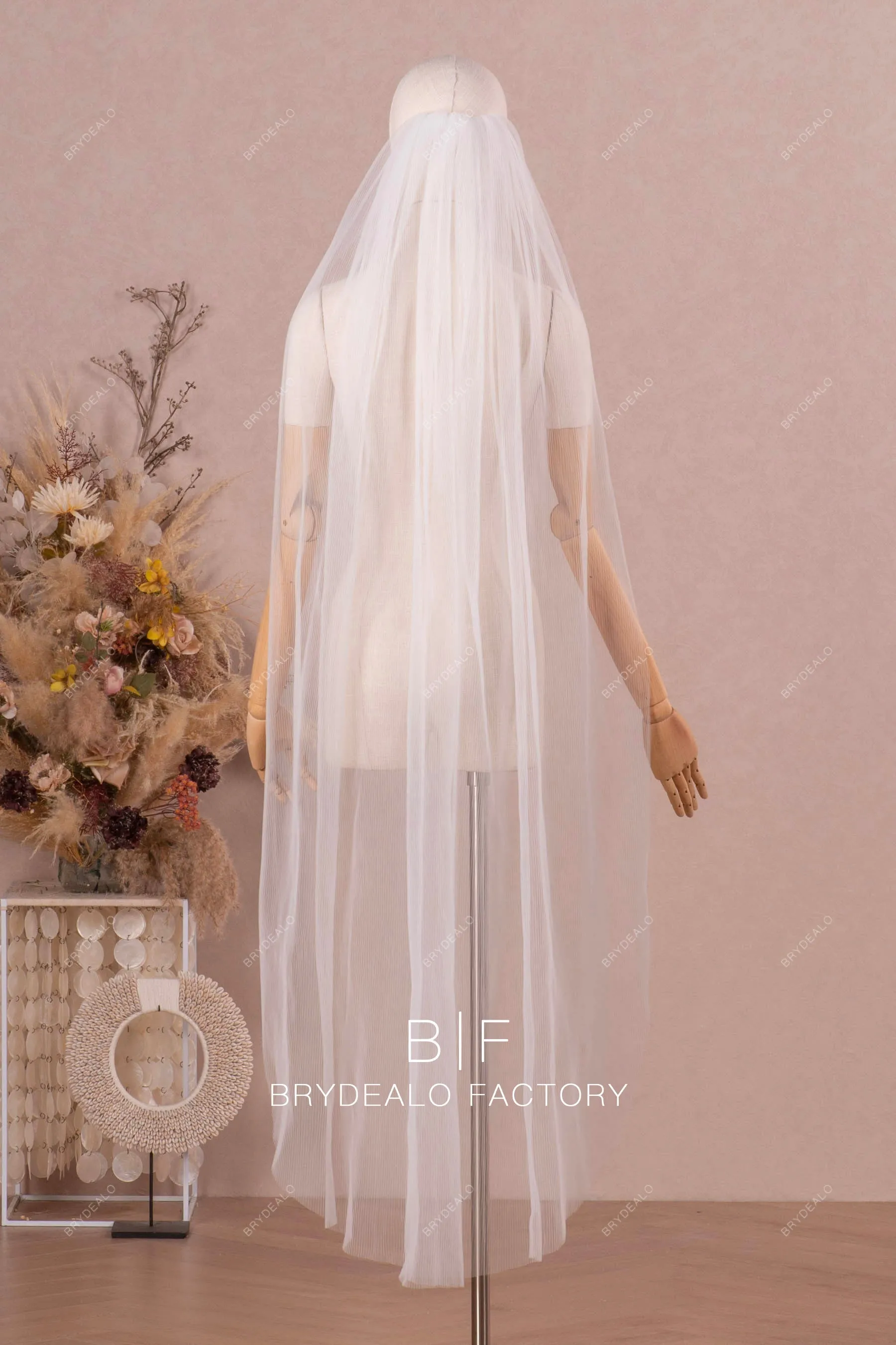 Single Tier Modern Pleated Tulle Waltz Length Bridal Veil