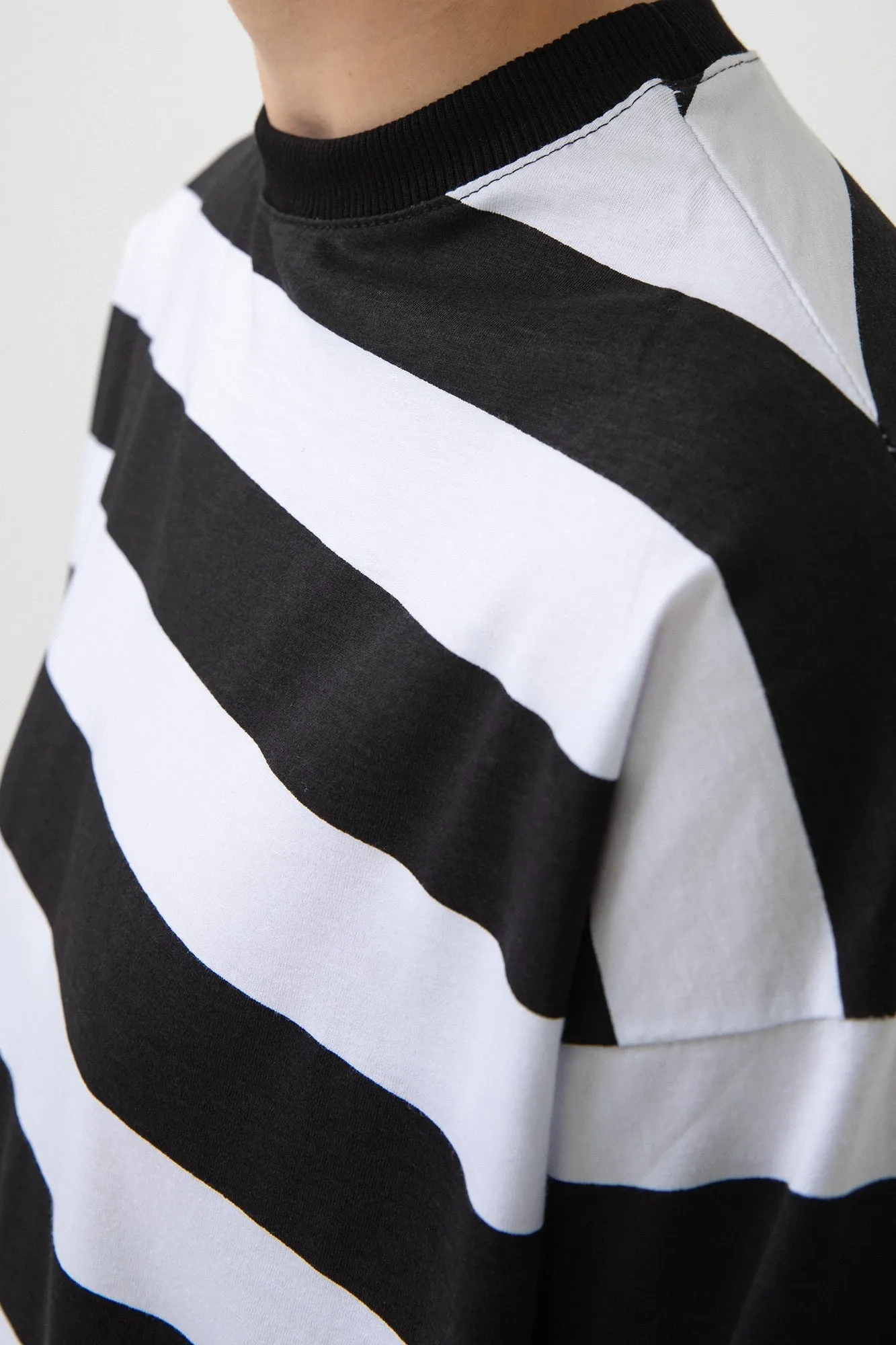 STRIPE OVERSIZE T-SHIRT