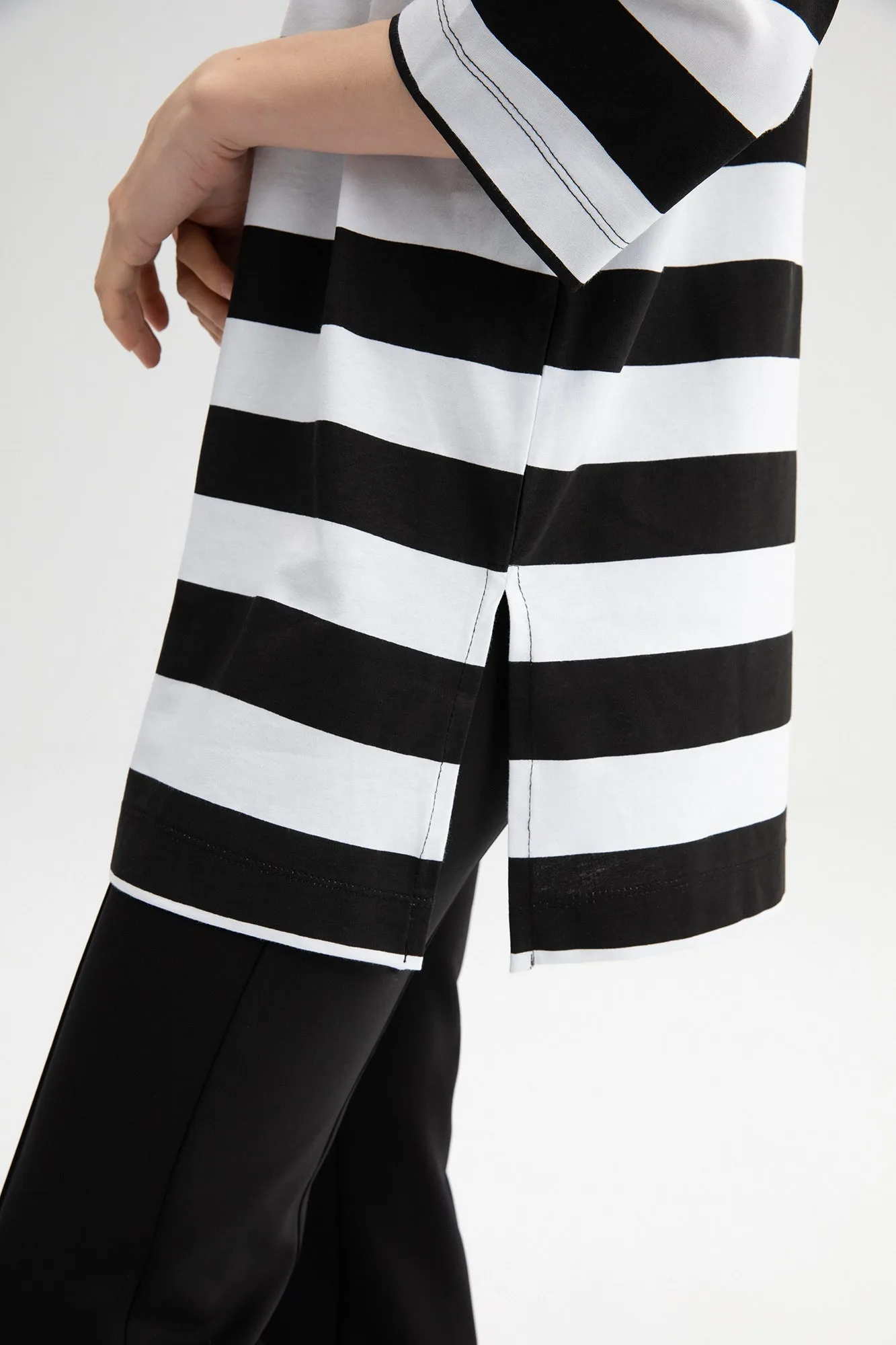 STRIPE OVERSIZE T-SHIRT