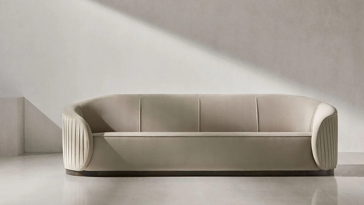 Verona Scratch Resistant Curve Sofa