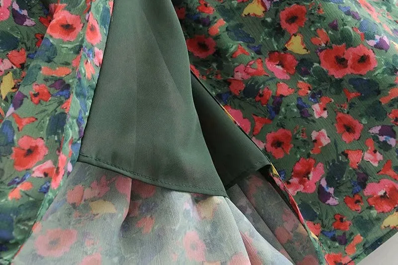 Vintage Floral Pleated Skirt