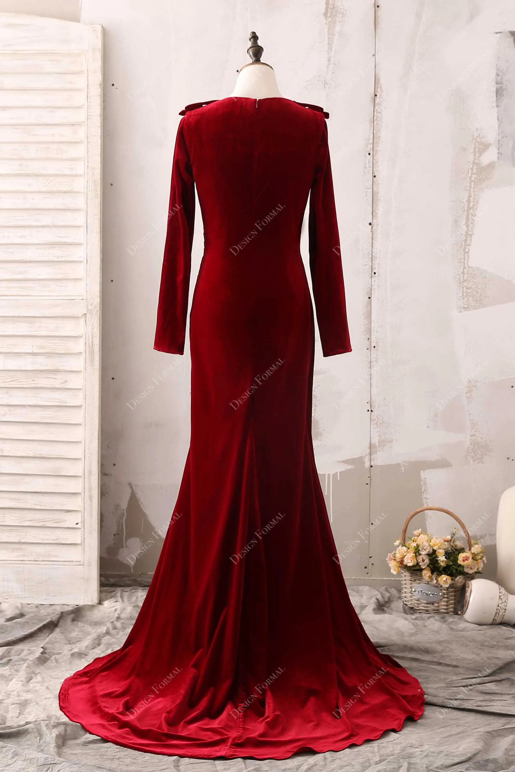 Wine Velvet Long Sleeves V-neck Elegant A-line Formal Dress