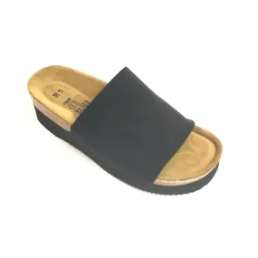 Women's Naot | Tampa Slip On Shoe | Black Stretch